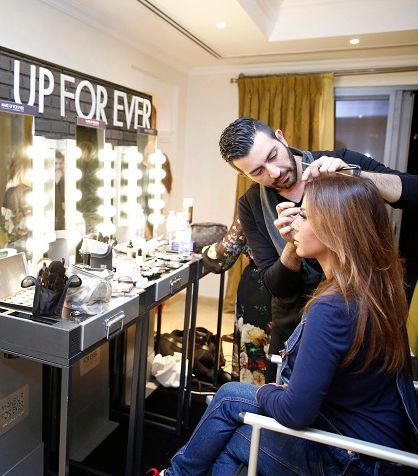 Make Up For Ever يهتمّ بإطلالة يمنى شرّي في برنامج