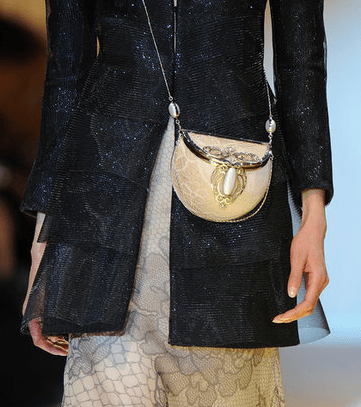 أجمل الحقائب لشتاء 2014 من Armani Prive