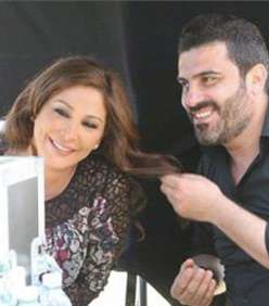 أنامل ويحيا وزكريا وأجمل التسريحات مع إليسا 