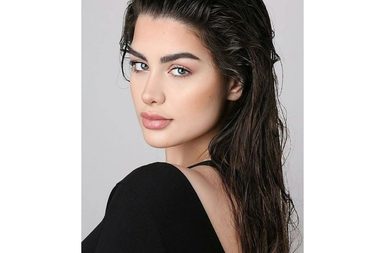 بنات جميلات بدون مكياج