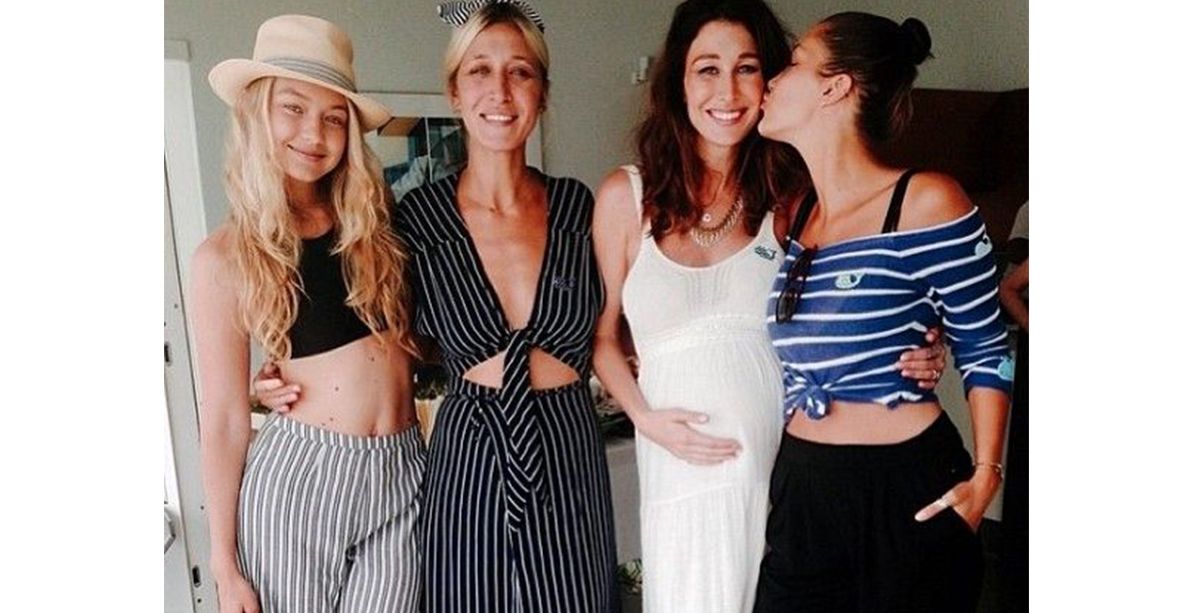 أختان غير شقيقتين مجهولتان لبيلا وجيجي.. تعرفي إليهما!