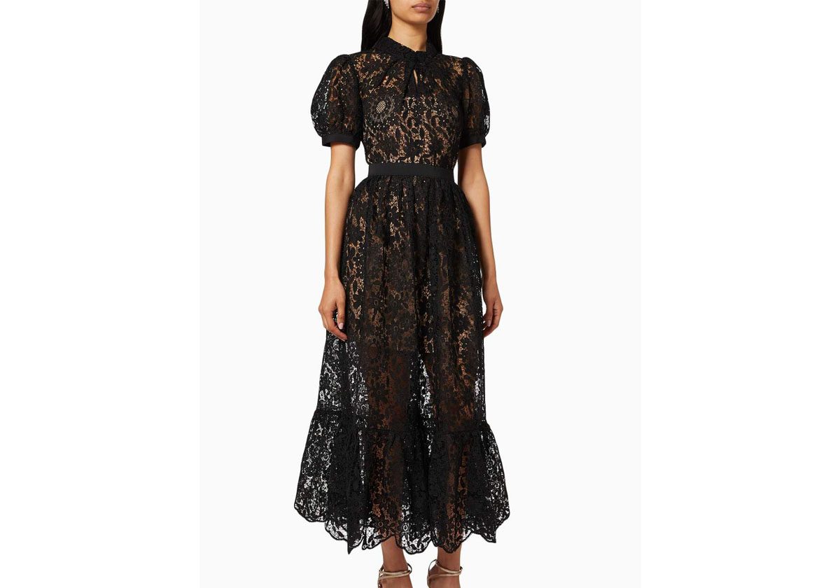 ملابس واكسسوارات ربيعية هي الانسب لصاحبة الشخصية الرومانسية