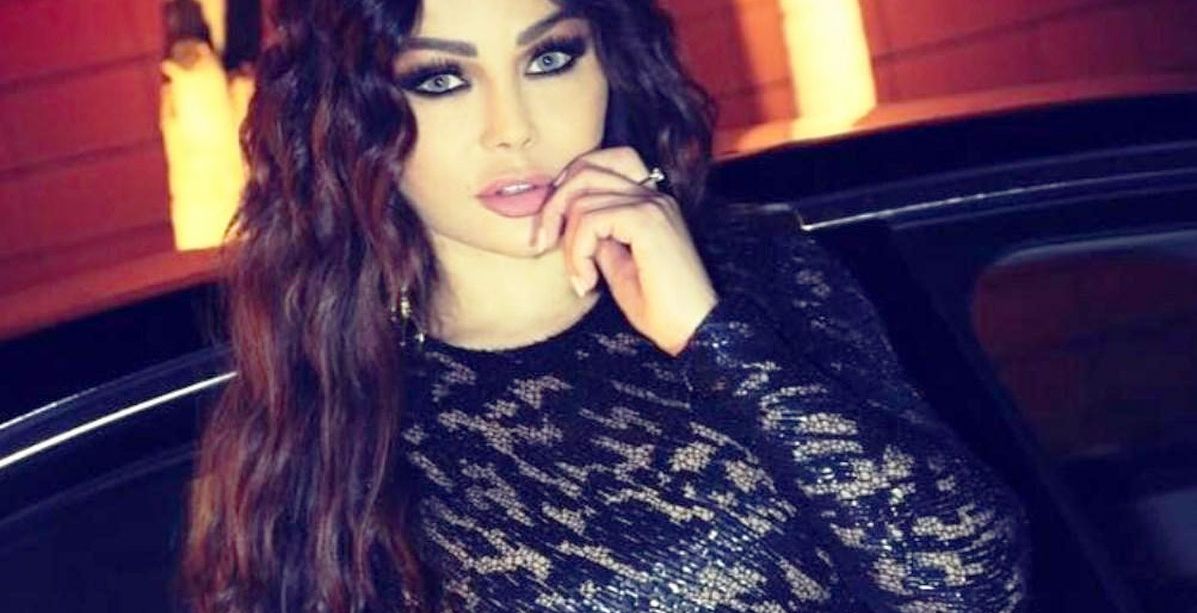 بالصور: فستان هيفاء وهبي الفاضح يكاد يكشف المستور... والجمهور غاضب!