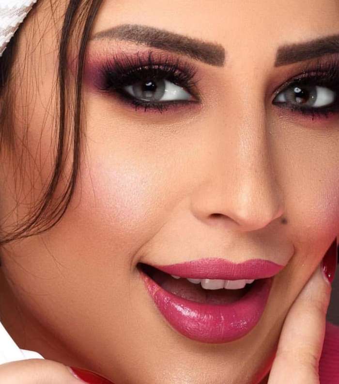 اجمل مكياج عيون سموكي بالصور
