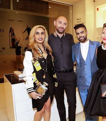 المدعوين لمشاركة Linda Farrow بمناسبة 10 سنوات على إنطلاقتها