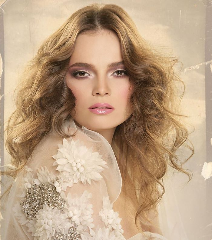 إعتمدي المكياج الترابي الناعم