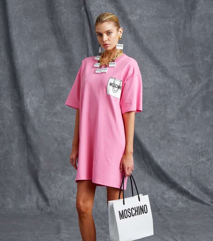 أكسسوارات مميزة من موسكينو من مجموعة Resort 2016