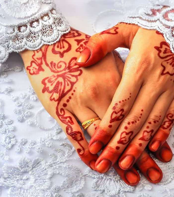 صور اجمل نقش حناء اماراتي اصابع