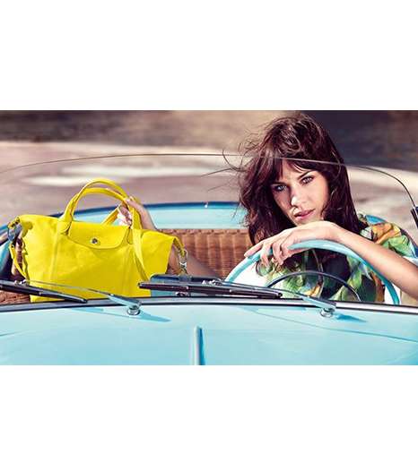 أليكسا شونغ تصوّر إعلان ماركة Longchamp