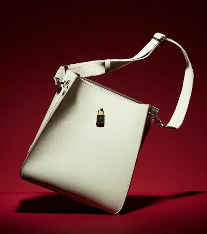 ماركة ch شنط