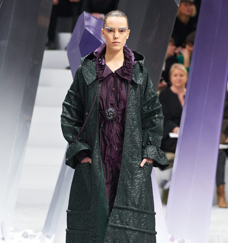 تألقي في شتاء 2013 مع تصاميم شانيل