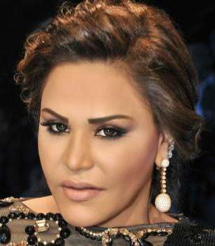 رفعة الـ Updo العفوية