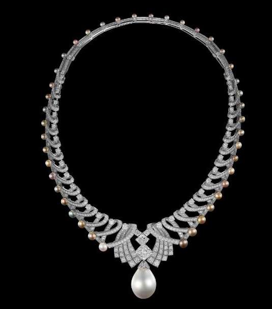 عقد مميز ماسي من كارتييه cartier