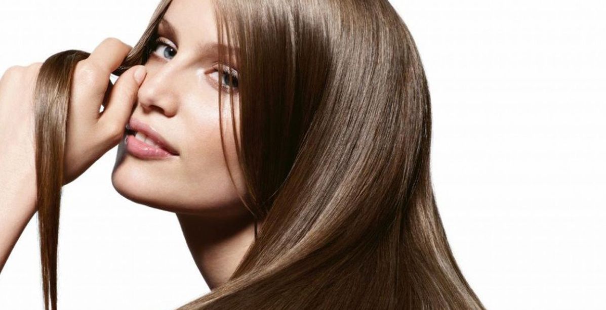 خطوات وحيل للعناية باطراف الشعر الجاف