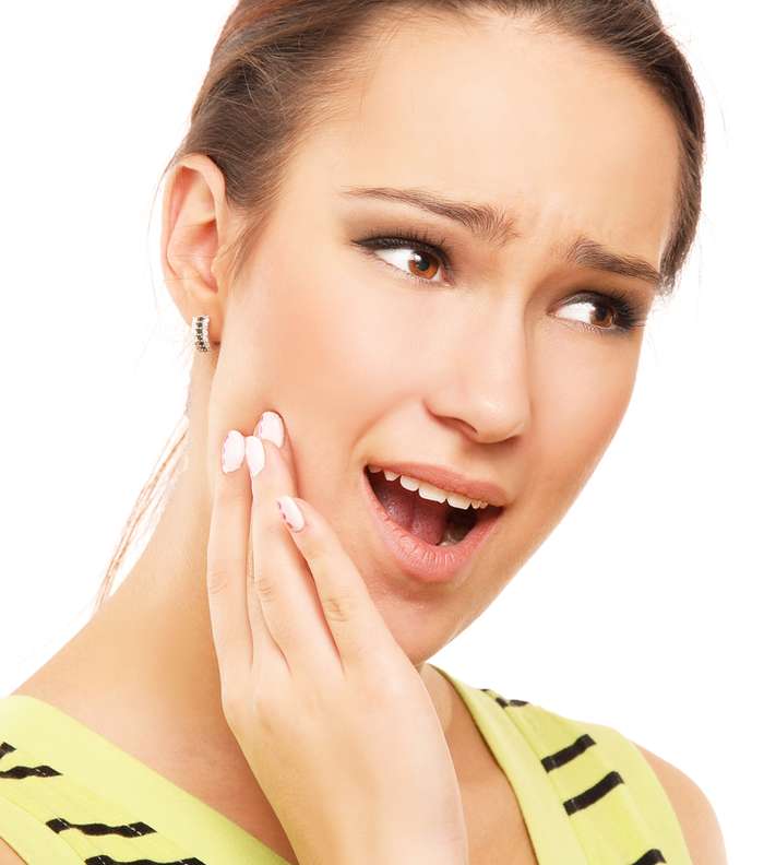 تخفيف ألم الأسنان طبيعياً بدون أدوية | تسكين ألم الأضراس في البيت