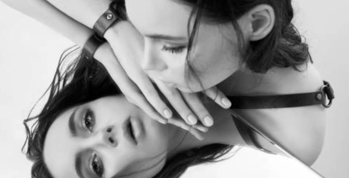 أنت أجمل بكثير مما تظنين وهذه الأسباب النفسية التي تجعلك تتوهمين العكس