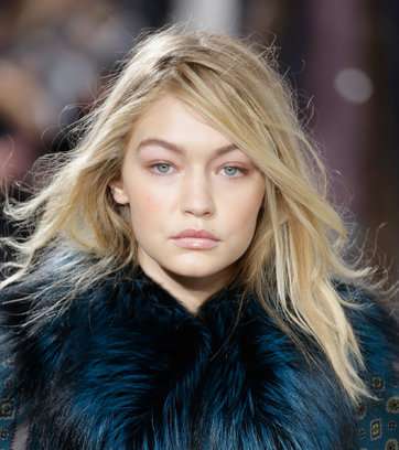صيحة الـ No-makeup  مع Michael Kors