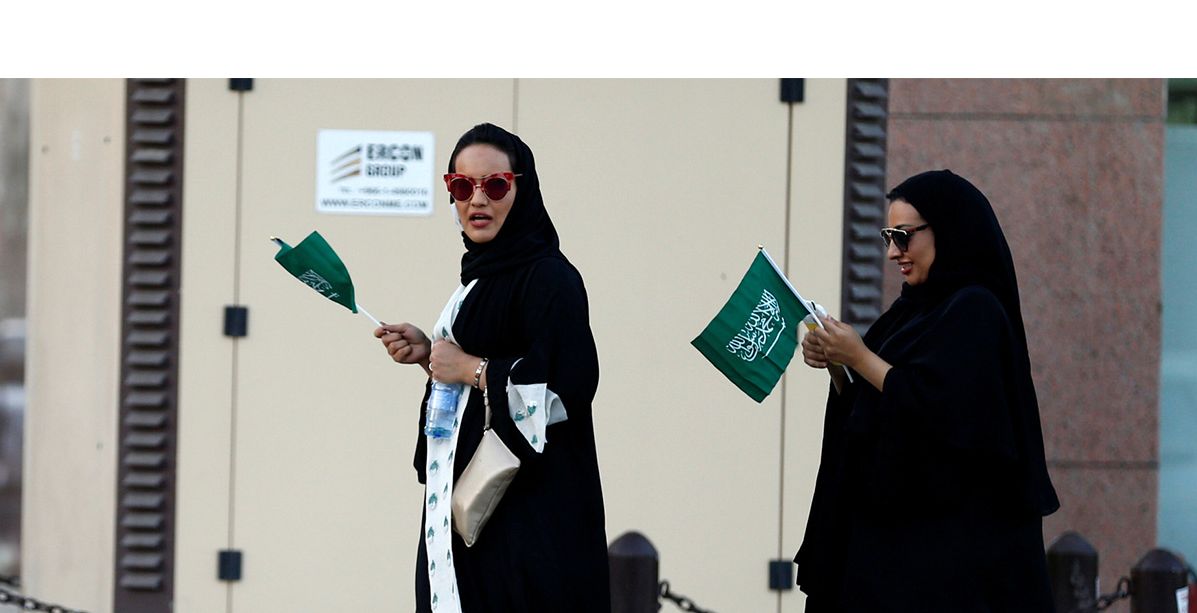للمرة الأولى.. ملاعب رياضية تستقبل السعوديات على مدرجاتها الجمعة!