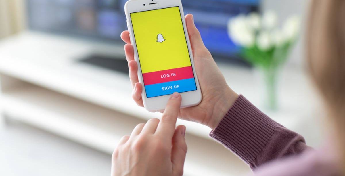 كيف ادخل سناب شخص بدون مايدري