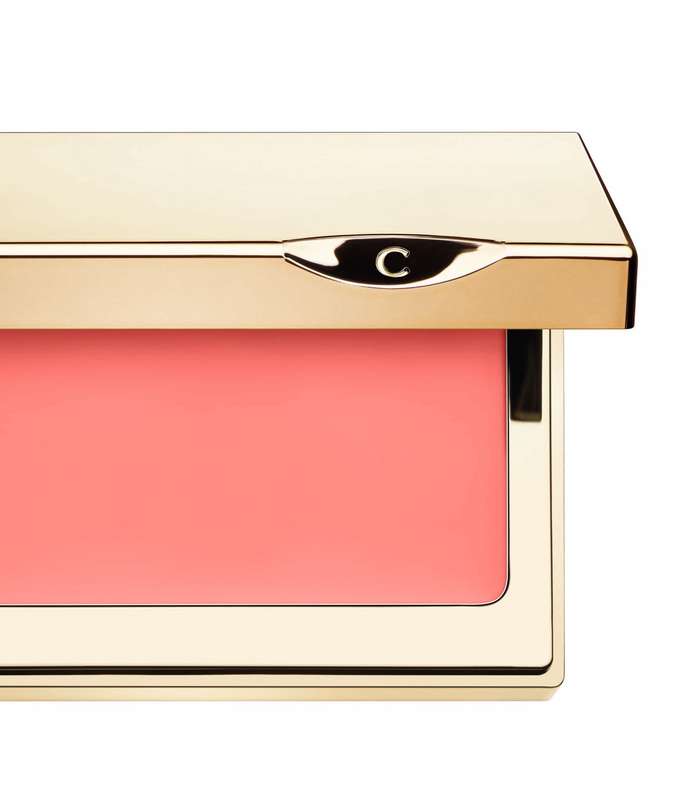 صور لمجموعة مكياج إنستانت غلو لربيع 2016 من كلارنس