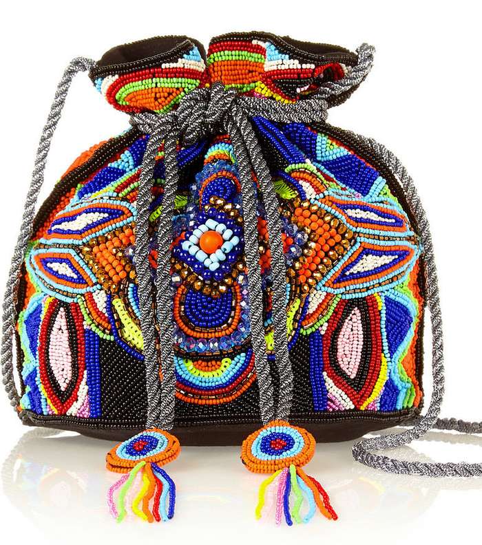 لصيف 2015، اختاري الحقائب المطرزة