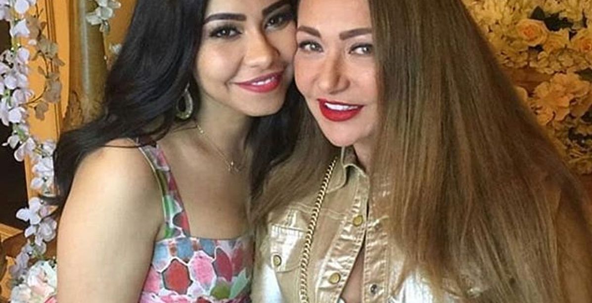 حذاء ليلى علوي في زفاف شيرين يعرضها للسخرية!