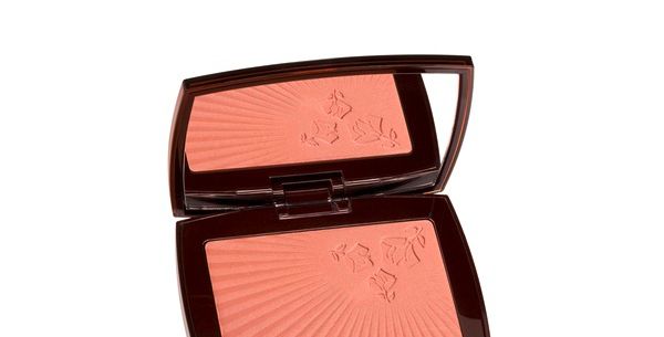 كيف تحددين ملامح وجهك ببودرة الخدود( البلاش)؟