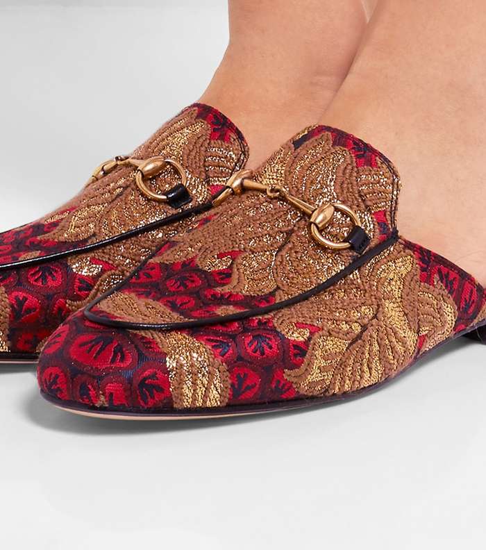 اكتشفي اجمل نقشات احذية الـ Slippers من قوتشي