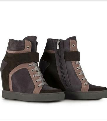 من ماركة Le Silla، اختاري الأحذية الرياضيّة بالكعب العالي