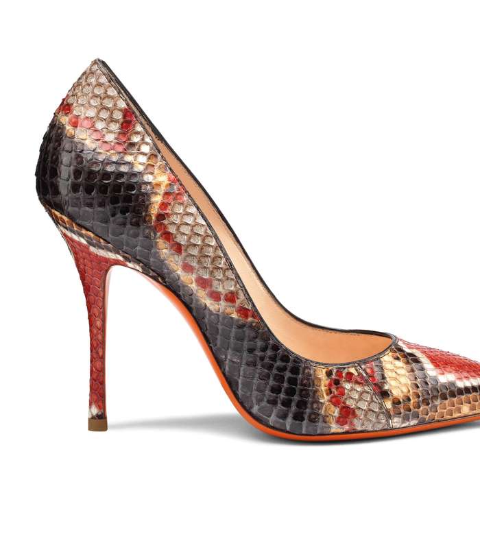 الحذاء الكلاسيكي بجلد التمساح الملون  من Santoni لصيف 2016