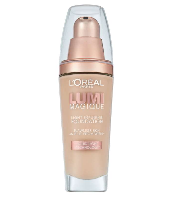 إطلالة مشرقة من فاونديشن للبشرة الجافة