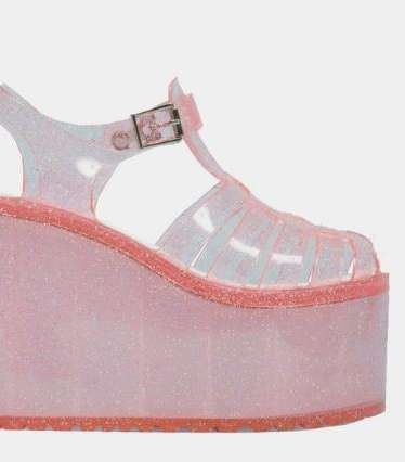 احذية الصنادل البلاستيكية بالكعب العالي المسطح Platform wedges
