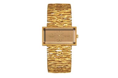 تعرفي على أجمل تصاميم الساعات مع موديلات علامة Omega