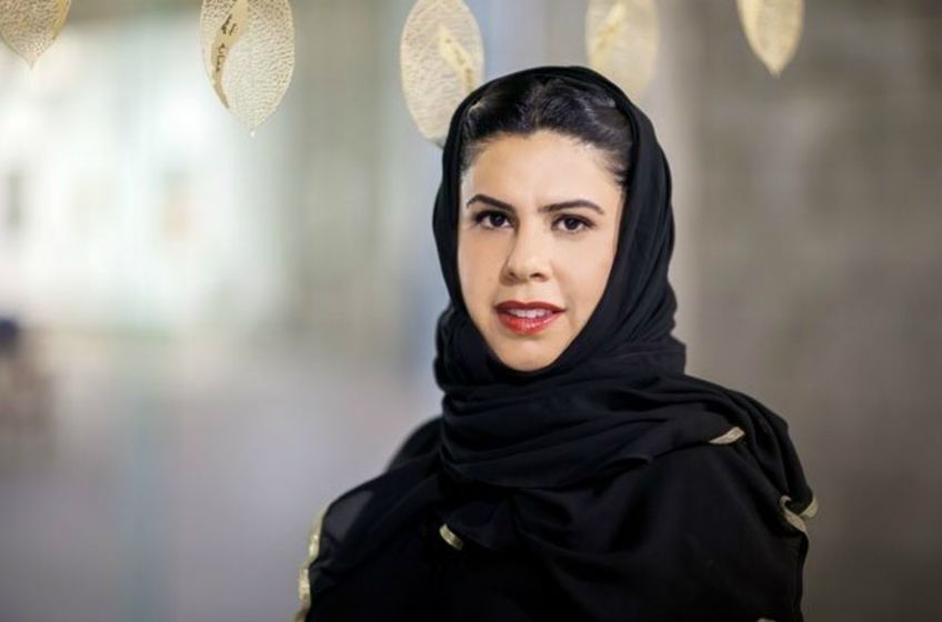 الفنانة والمصورة منال الضويان 