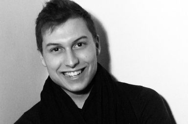 المصمم Paul Vasileff 