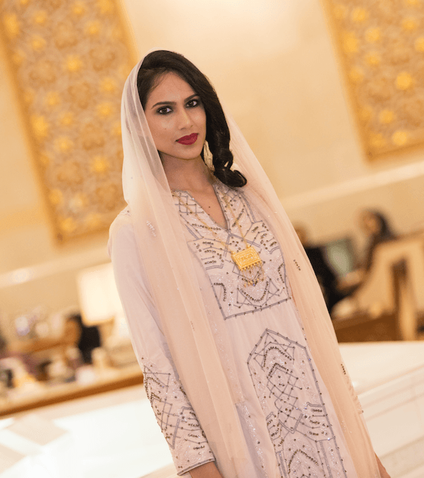 من ضمن الستة إطلالات النهائية والمستوحاة من مدن عُمان