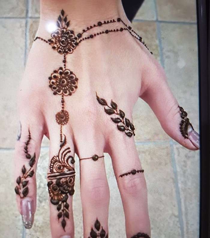 صور احلا نقش حناء جديد وناعم