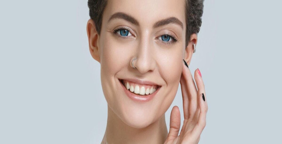 الفرق بين البقع البيضاء والبهاق