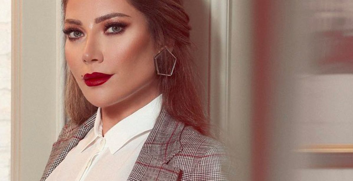 سلافة معمار تعيد نشر صورتها مستعملة الفوتوشوب والفرق بين الاثنتين مذهل!