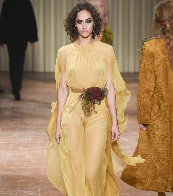 صور فساتين ٢٠١٨ سهره فخمة