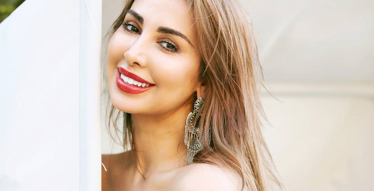 جويل مردينيان تكسر كل التوقعات بصبغة شعر مبتكرة وغير متوقعة