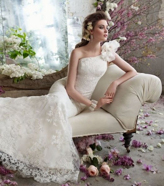 صور اروع فستان ابيض للعروس