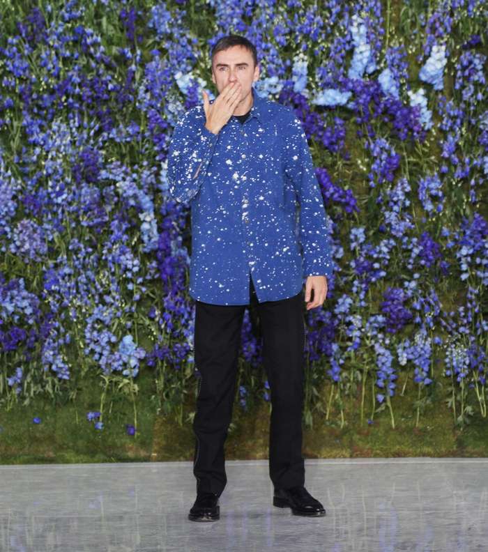 راف سايمونز اكثر الاسماء بحثا على الانترنت في عام 2015