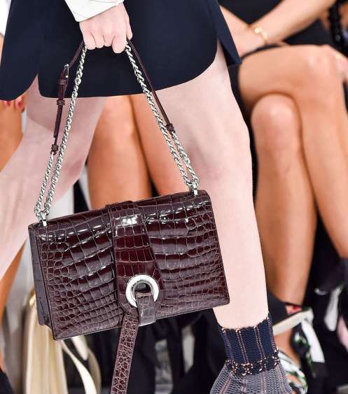 تالقي بحقيبة ديور في صيف 2015