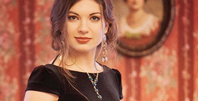 أسوا معتقدات الماكياج البالية 