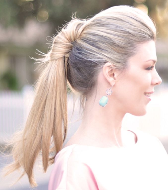 تسريحة ذيل الحصان مع بف 2016