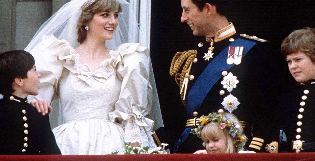 حقيقة صادمة: هذا ما قاله الأمير تشارلز لأصدقائه عن ليدي ديانا قبل ساعات من زفافه
