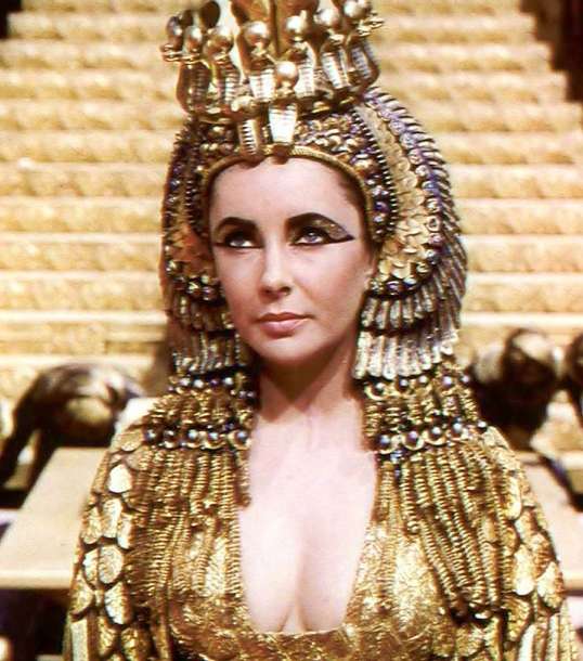 Cleopatra فيلم نفّذ في العام 1963 وكلّف حينها 43 مليون دولار! 