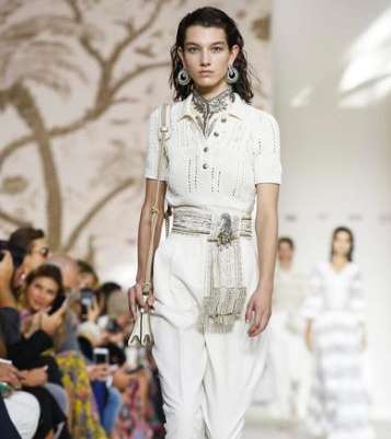 حزام الـ Obi من Etro