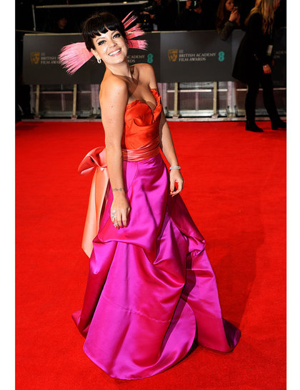 من حفل الـ BAFTA 2014، إليك إطلالة Lily Allen